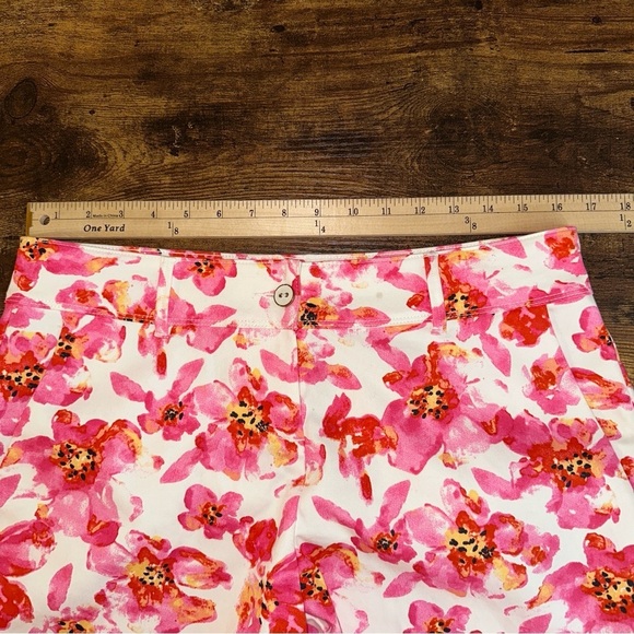 Isaac Mizrahi Womens New York Short Pink White 8 Floral Spring Summer Beach - Picture 4 of 10